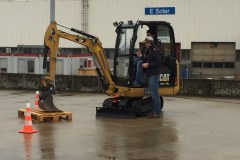 20150912_145002054_iOS